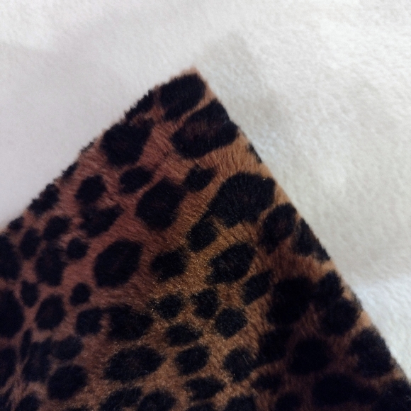 Vintage fabulous fur sunglass holder - Picture 4 of 8